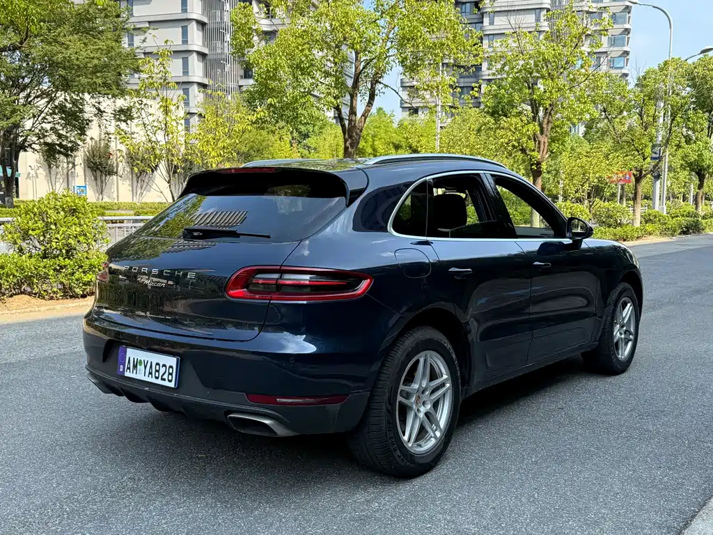 Porsche Macan 2016 — фото 7