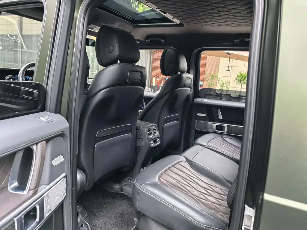 Mercedes-Benz G-Class 2025 — фото 20