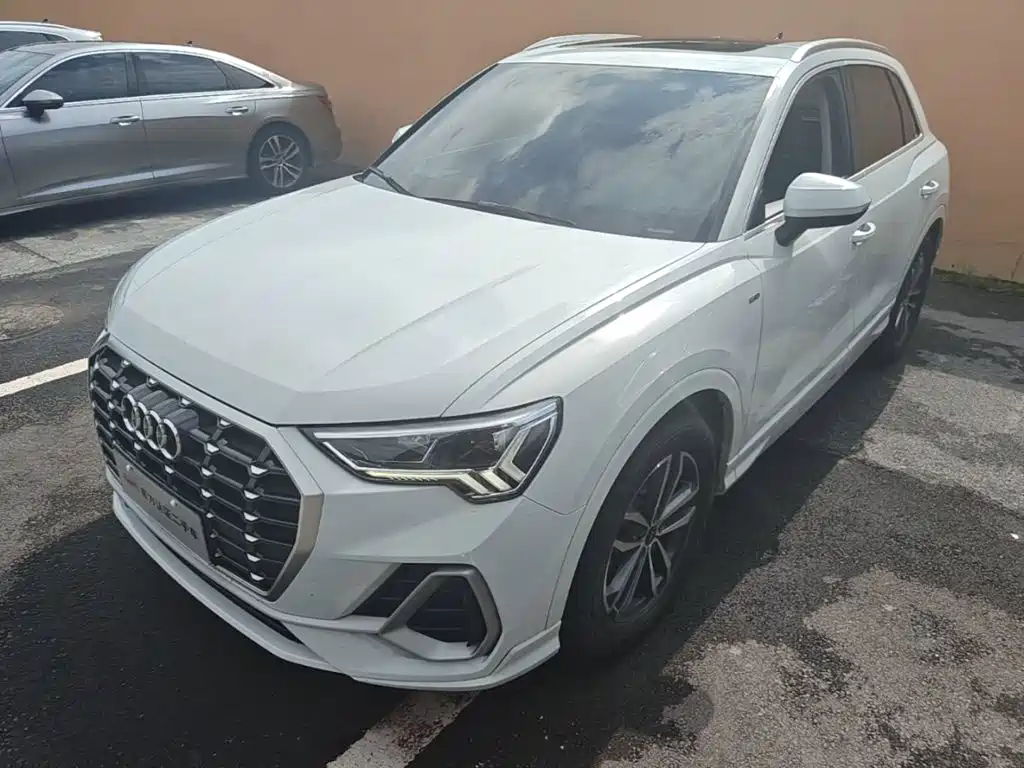 Audi Q3 2021