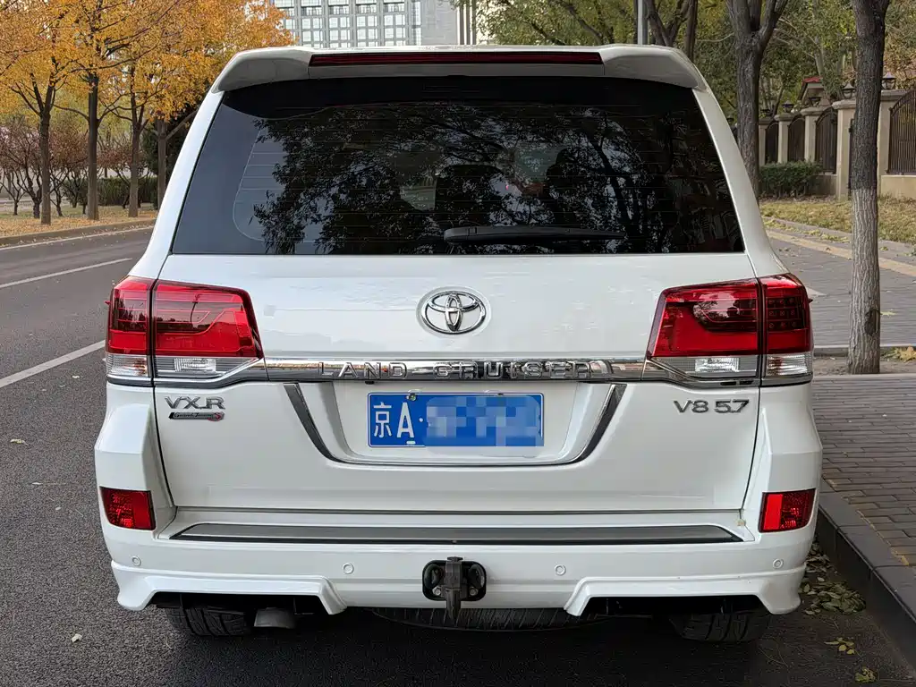 Toyota Land Cruiser 2019 — фото 6