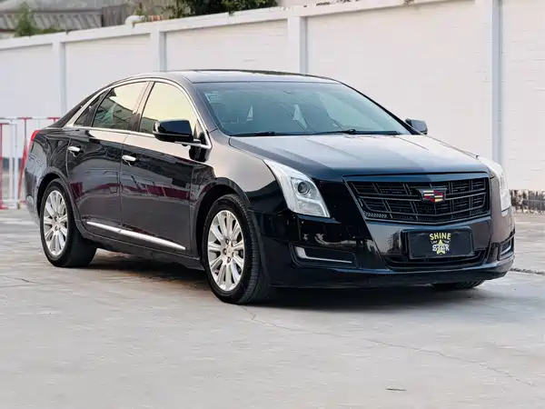 Cadillac XTS 2013