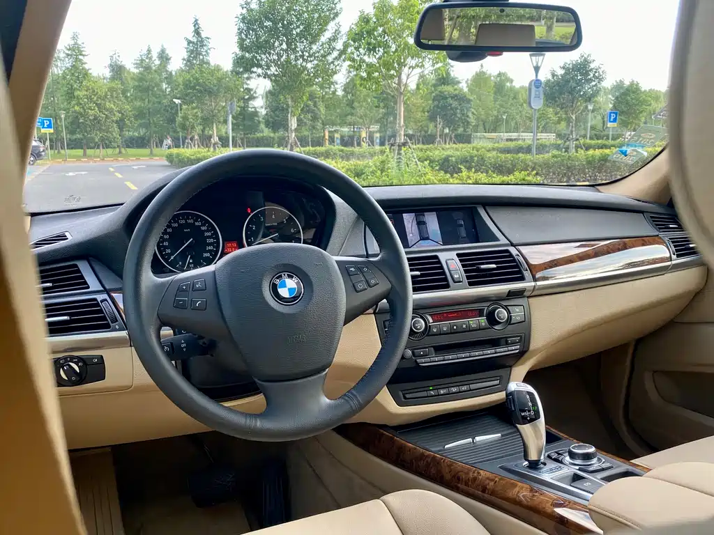 BMW X5 2011 — фото 13
