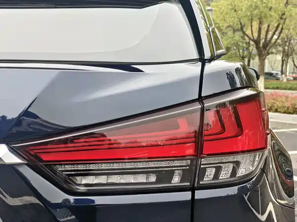 Lexus RX 2020