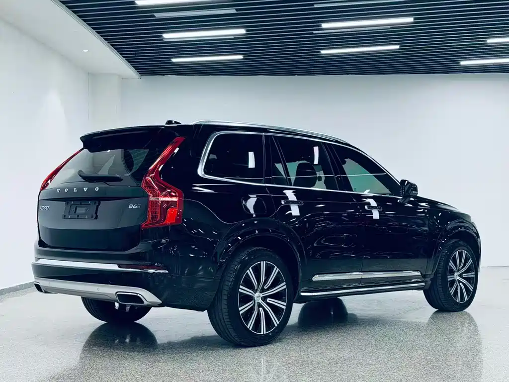 Volvo XC90 2021 — фото 5
