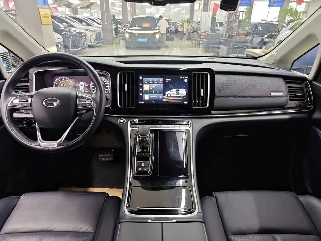 GAC Motor Trumpchi M8 2022 — фото 4
