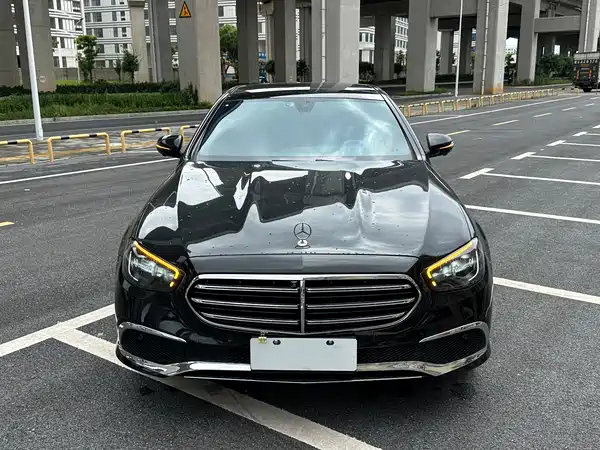 Mercedes-Benz E-Class 2021