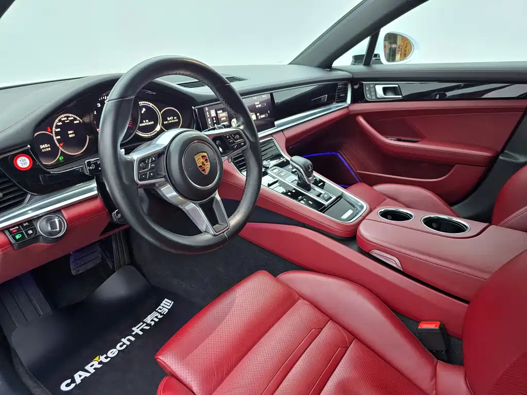 Porsche Panamera 2017 — фото 12