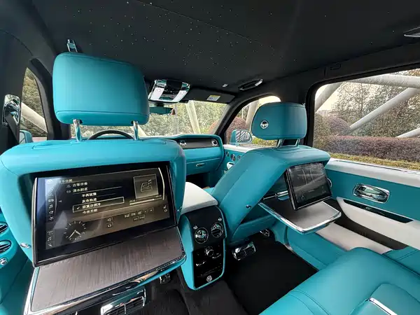 Rolls-Royce Cullinan 2021