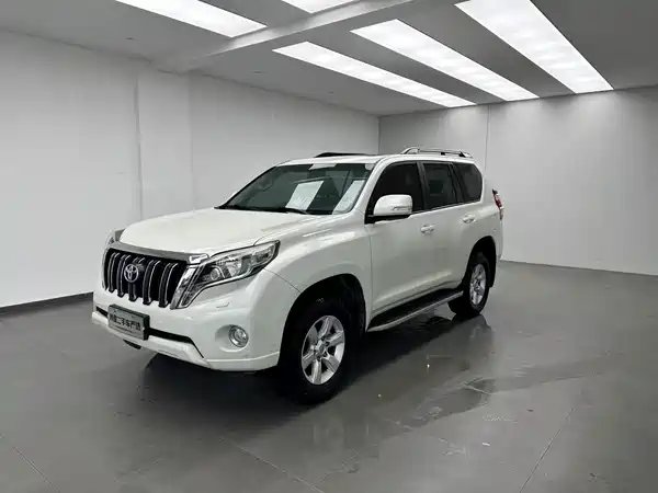 Toyota Prado 2016