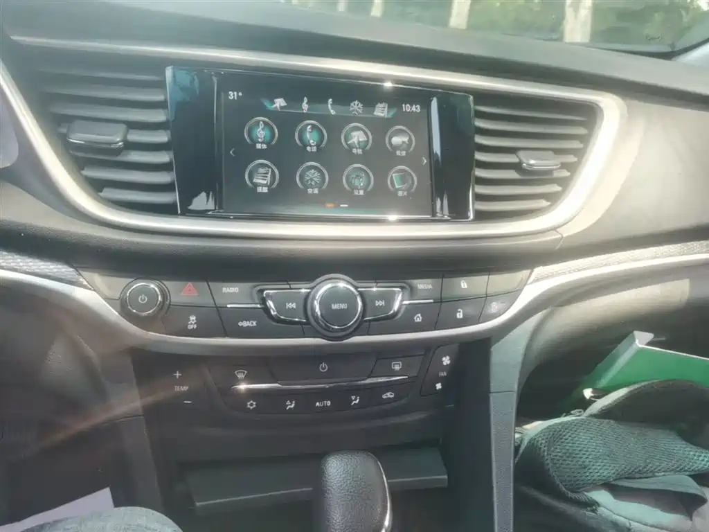 Buick Excelle 2020 — фото 13