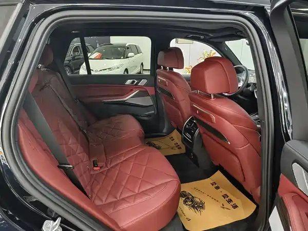 BMW X5 2025