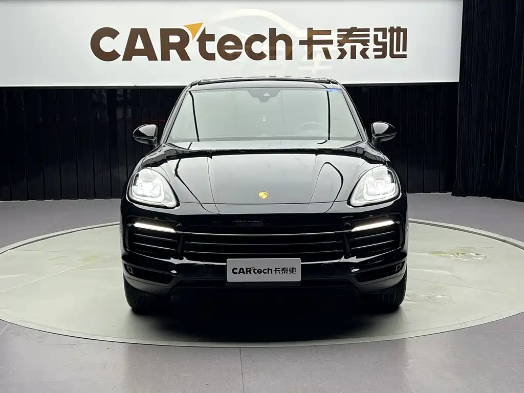 Porsche Cayenne 2019 — фото 3
