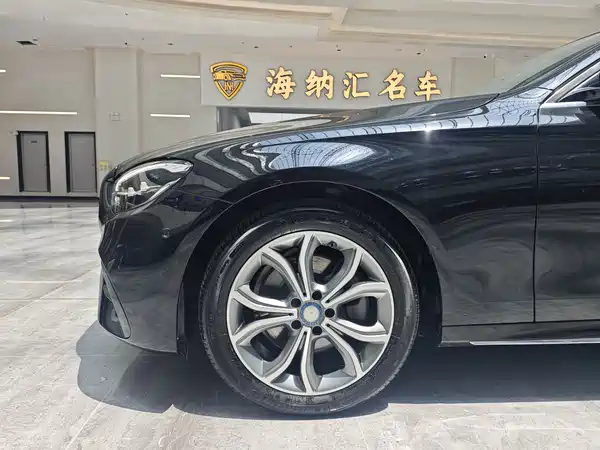 Mercedes-Benz E-Class 2023