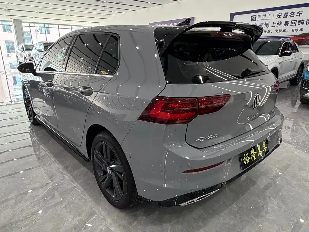 Volkswagen Golf 2023