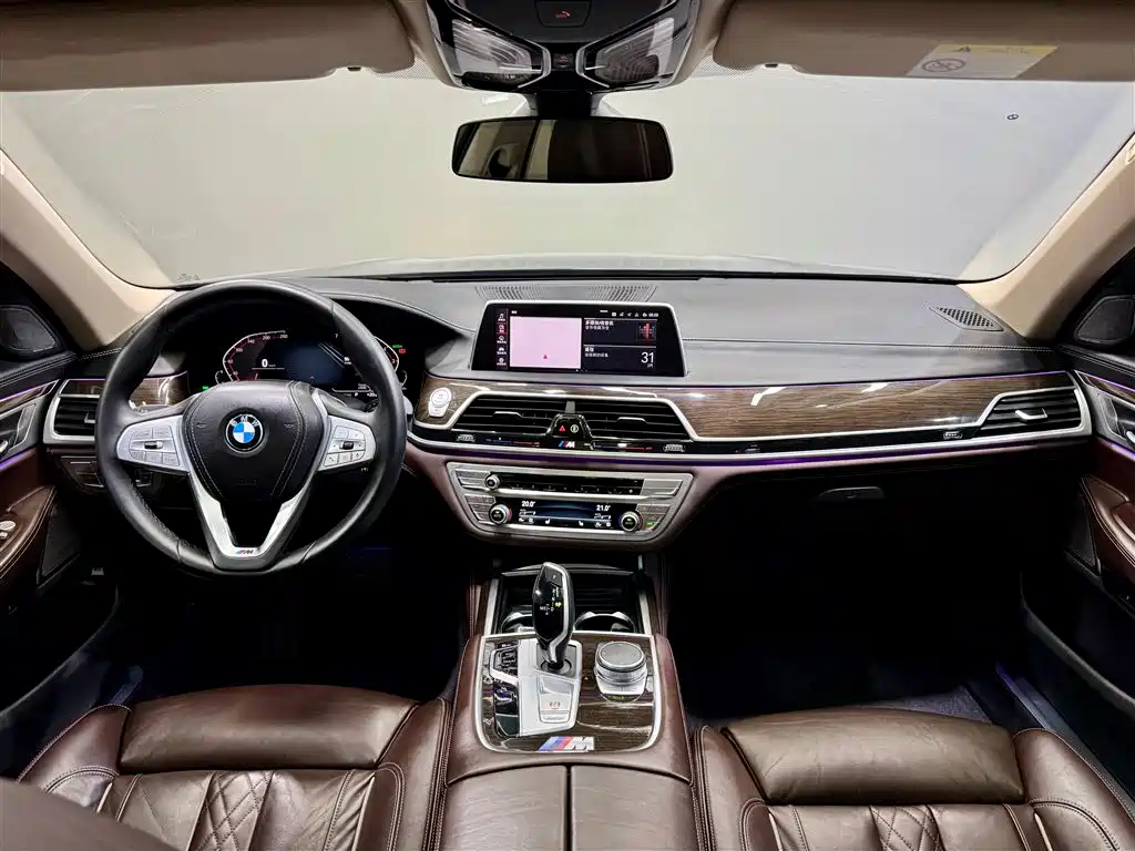 BMW 7 Series 2020 — фото 14