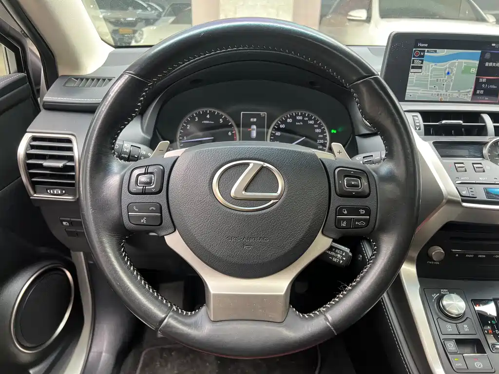 Lexus NX 2018 — фото 6