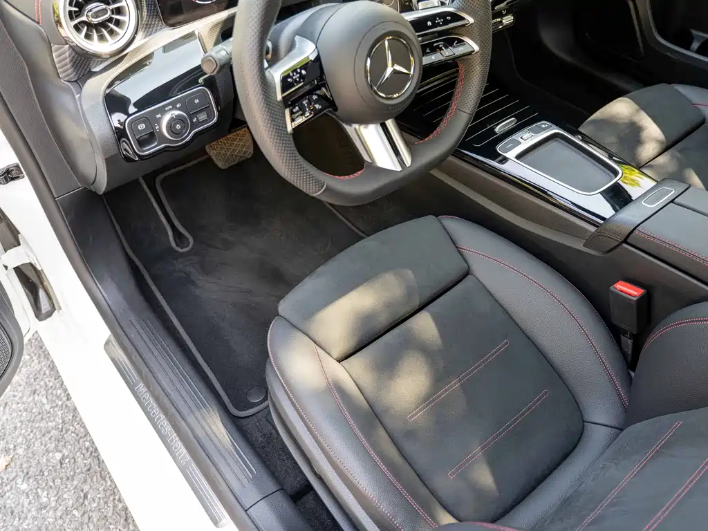 Mercedes-Benz A-Class 2025 — фото 14