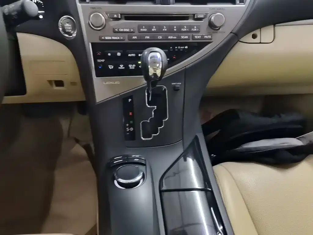 Lexus RX Classic 2015 — фото 14