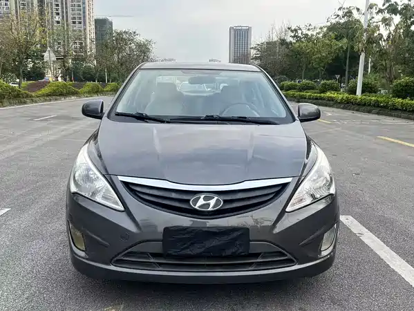 Hyundai Accent 2010