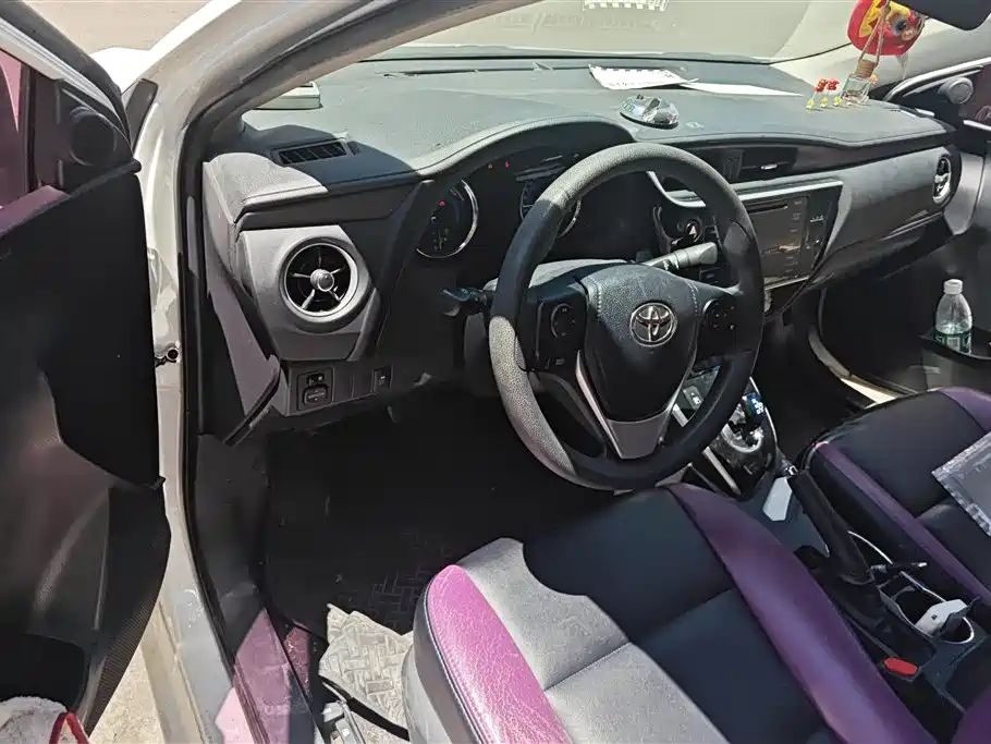 Toyota Corolla 2018 — фото 12