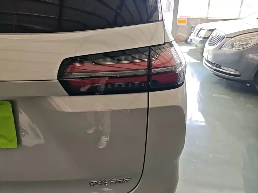 Wuling Starlight 730 New Energy 2025 — фото 8