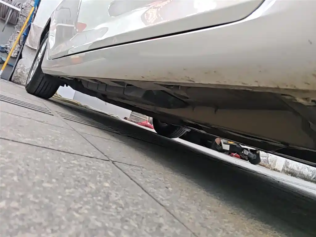 Toyota Camry 2017 — фото 21