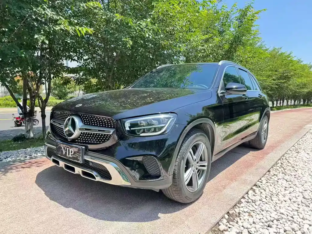 Mercedes-Benz GLC 2021 — фото 1