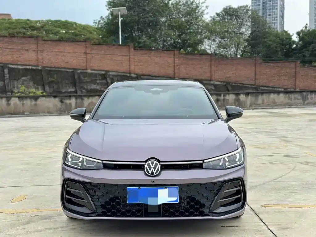Volkswagen Passat 2025