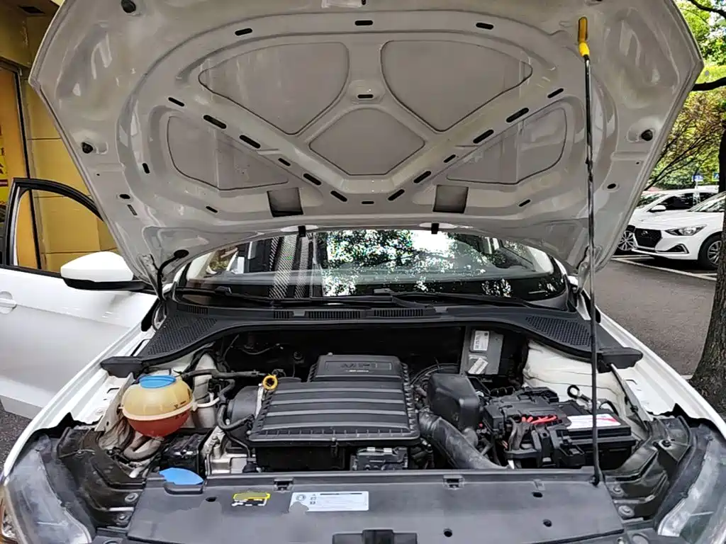 Volkswagen Jetta 2019 — фото 20