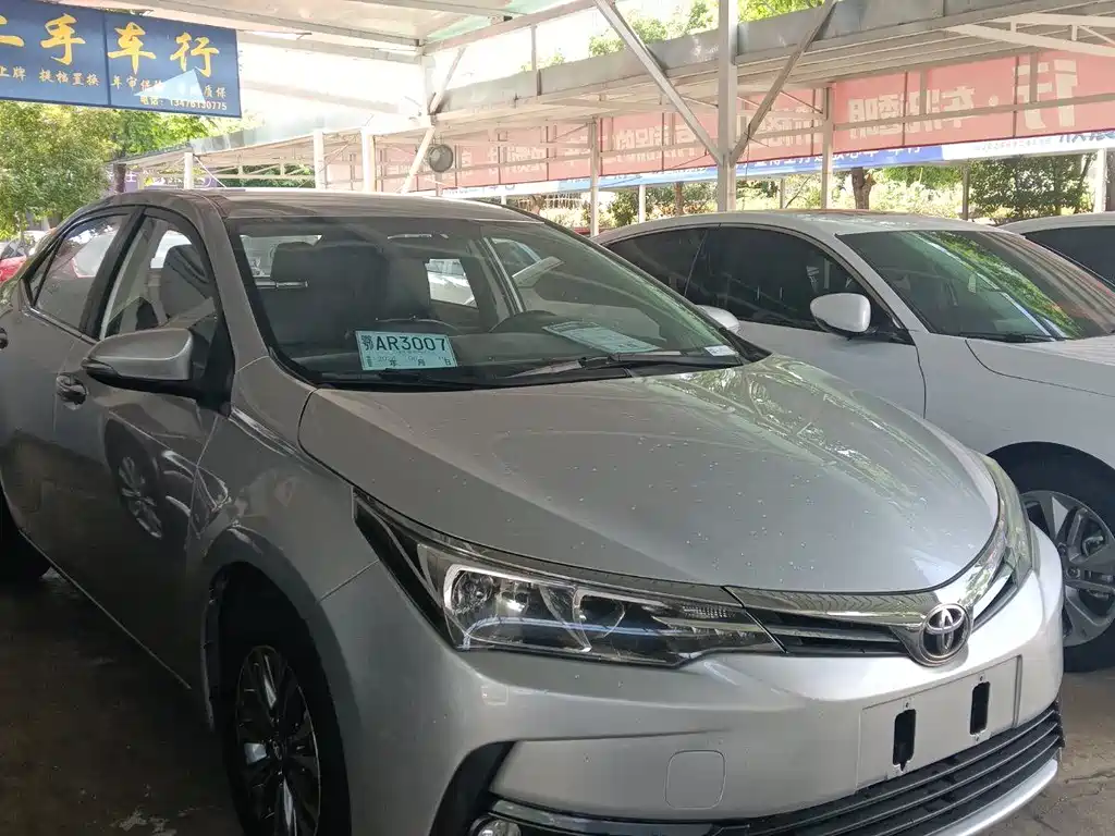 Toyota Corolla 2019 — фото 3