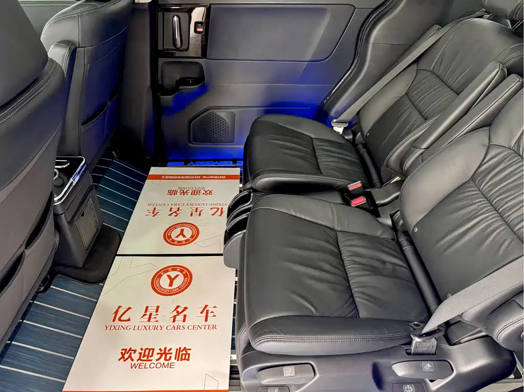 Honda Odyssey 2020 — фото 9