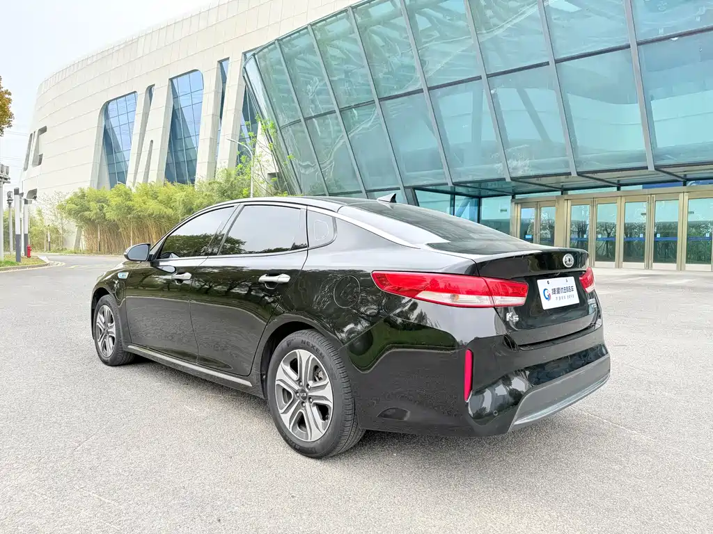 Kia K5 New Energy 2019 — фото 6
