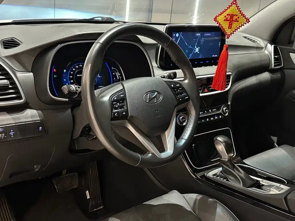 Hyundai Tucson 2021 — фото 15