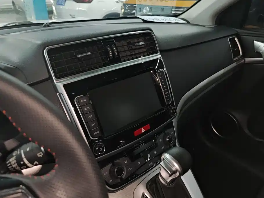 Haval M6 2020 — фото 13