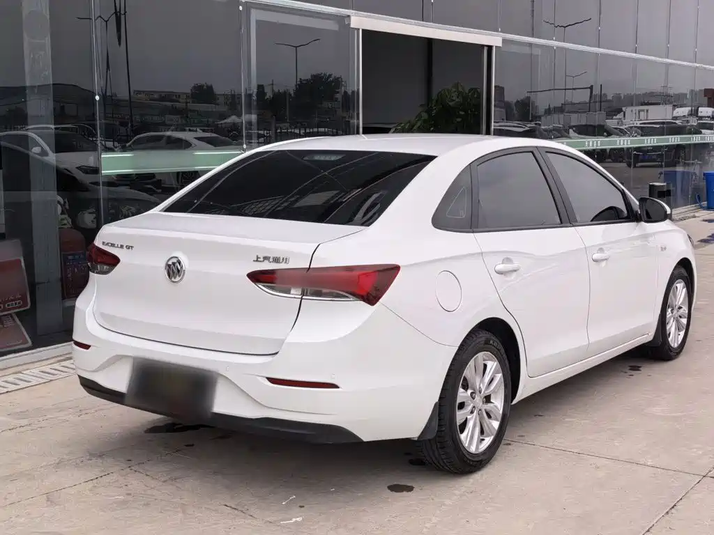 Buick Excelle 2021 — фото 12