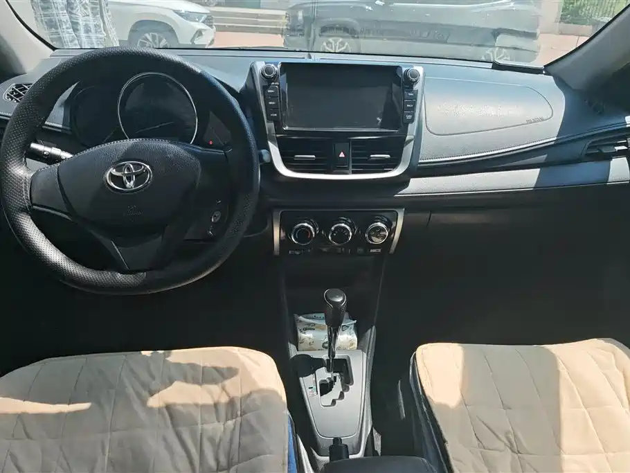 Toyota Vios 2017 — фото 12