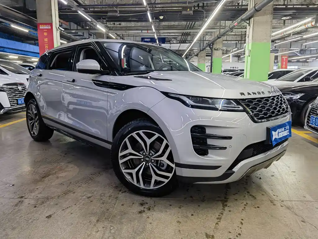 Land Rover Evoque 2023 — фото 3
