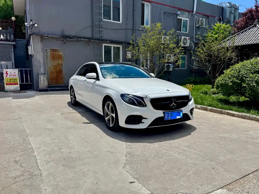 Mercedes-Benz E-Class 2018 — фото 3