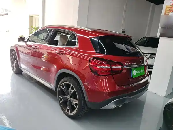 Mercedes-Benz GLA 2017