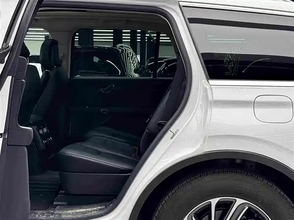 Lincoln Aviator 2023