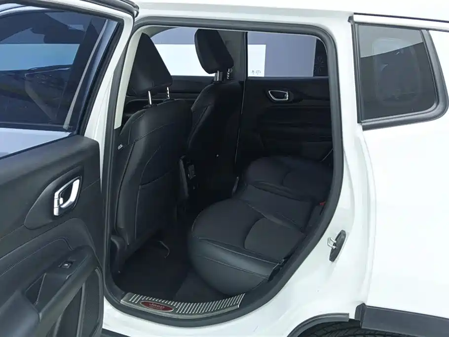Jeep Compass 2021 — фото 11