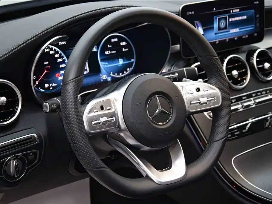 Mercedes-Benz C-Class 2020 — фото 16