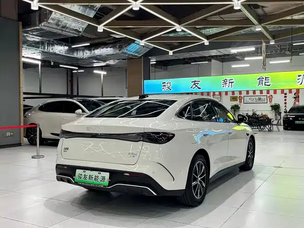 BYD Seal 06 2025