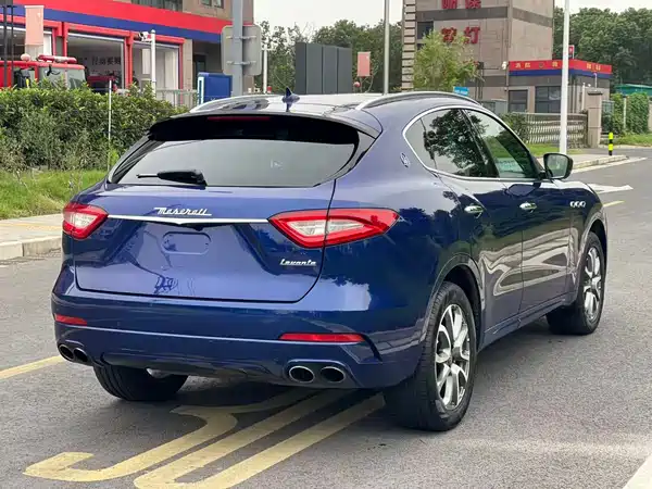 Maserati Levante 2016