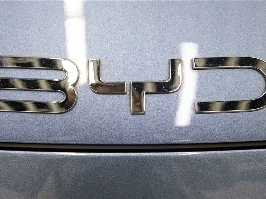 BYD Seal 05 DM-i 2025 — фото 9