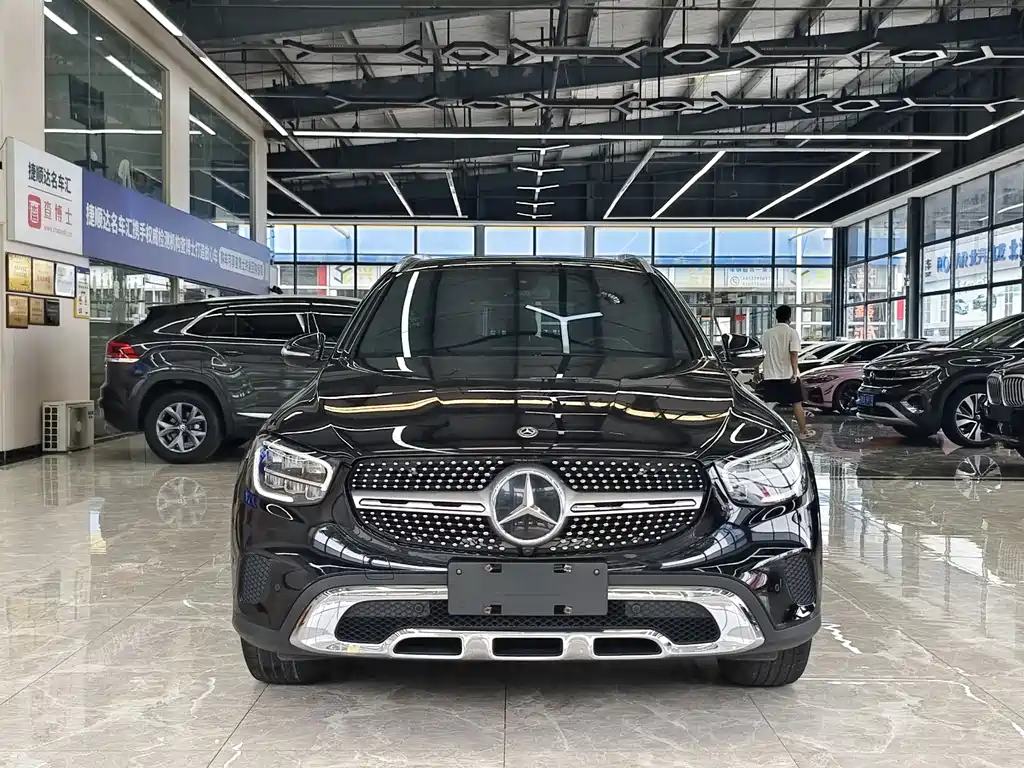 Mercedes-Benz GLC 2020 — фото 17