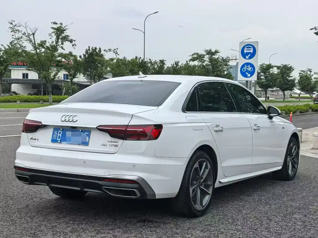 Audi A4L 2022