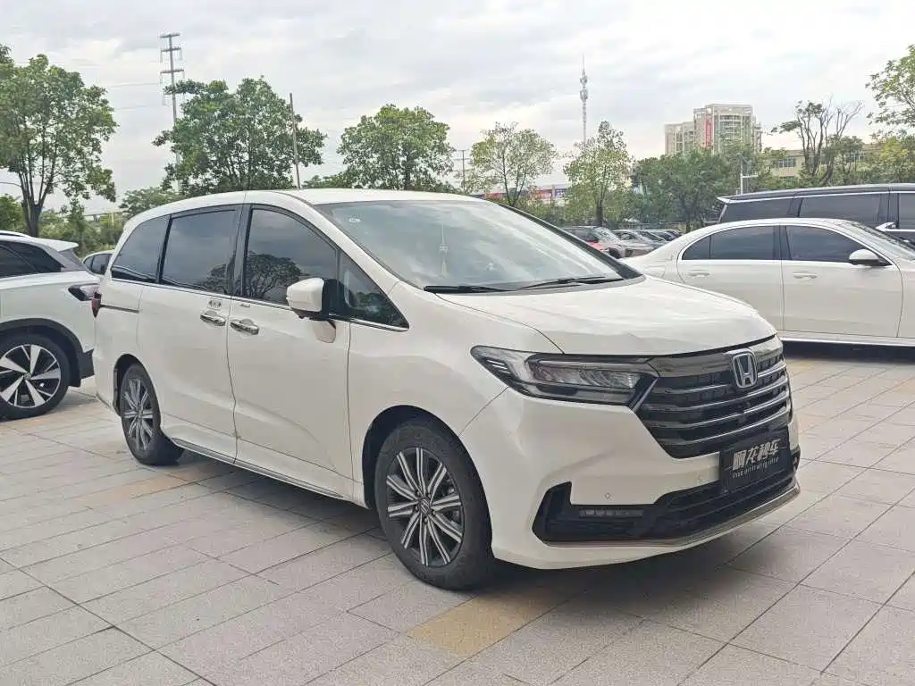 Honda Odyssey 2022 — фото 2