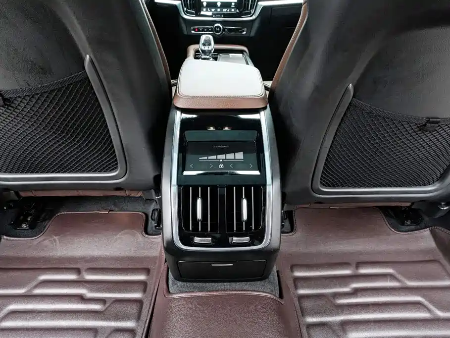 Volvo S90 2022 — фото 16