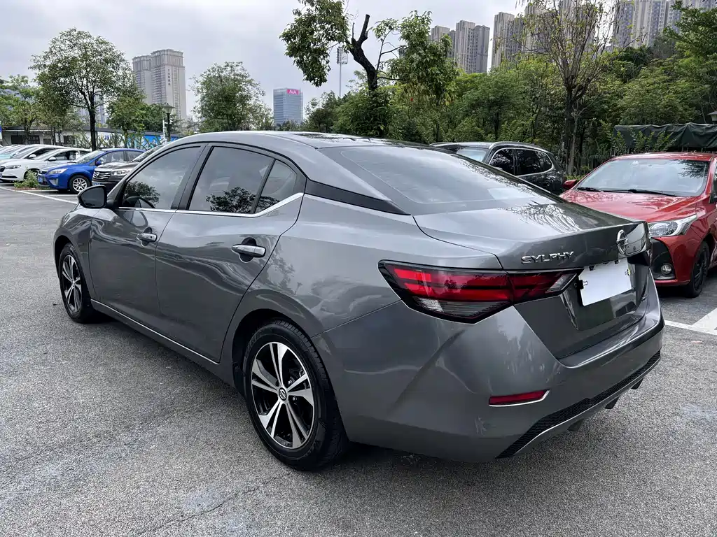 Nissan Sylphy 2019 — фото 13
